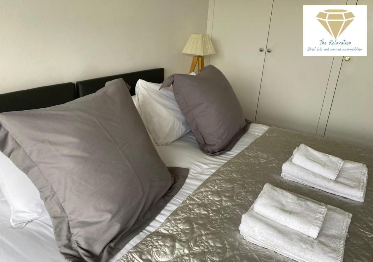 2 Bed Apartment-5 Guests - Business-Relocation-Parking - The Brighton Short Stay & Serviced Apartments מראה חיצוני תמונה