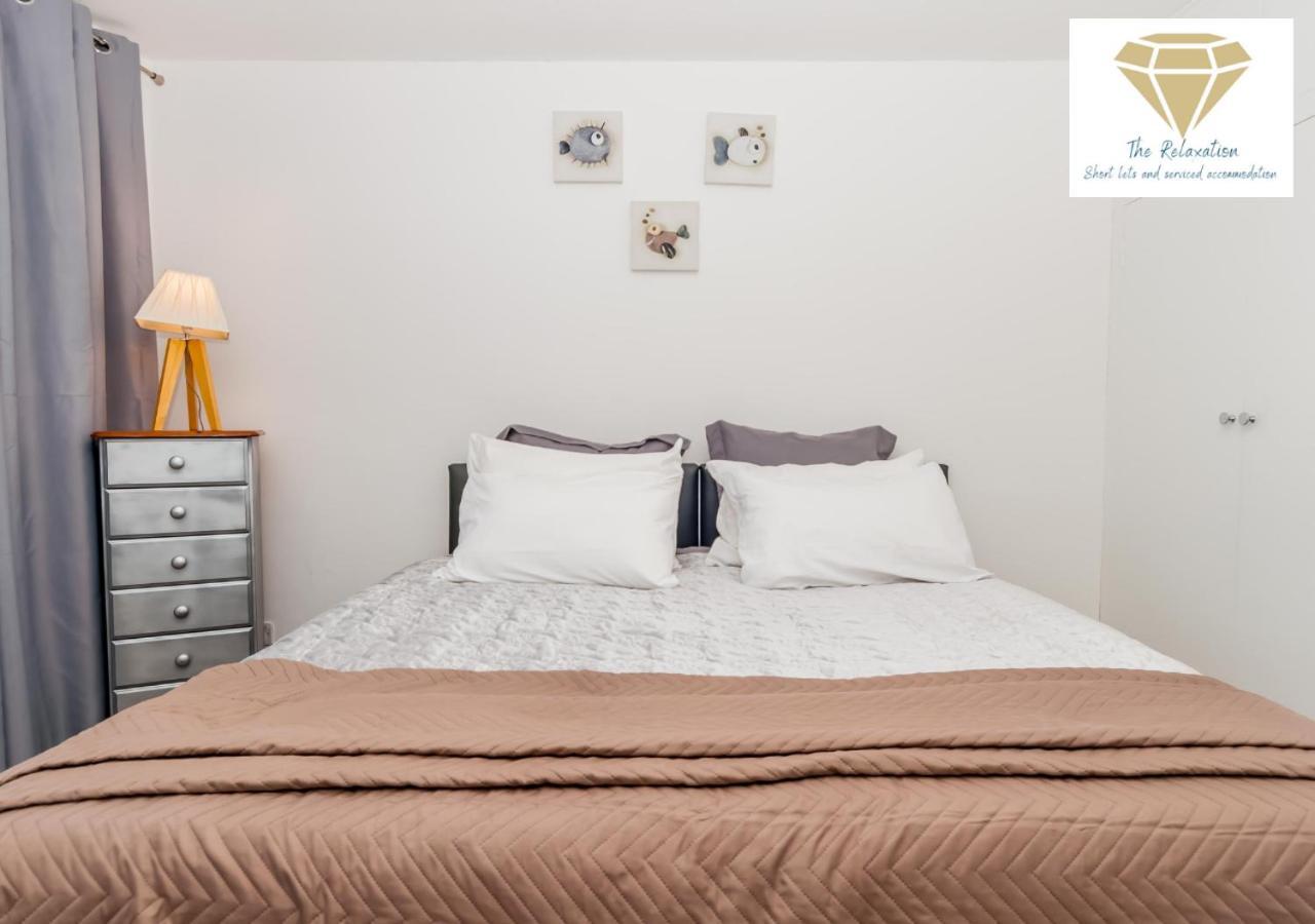 2 Bed Apartment-5 Guests - Business-Relocation-Parking - The Brighton Short Stay & Serviced Apartments מראה חיצוני תמונה