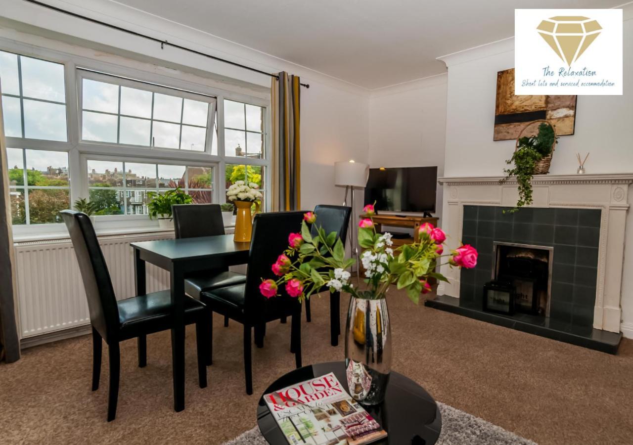 2 Bed Apartment-5 Guests - Business-Relocation-Parking - The Brighton Short Stay & Serviced Apartments מראה חיצוני תמונה