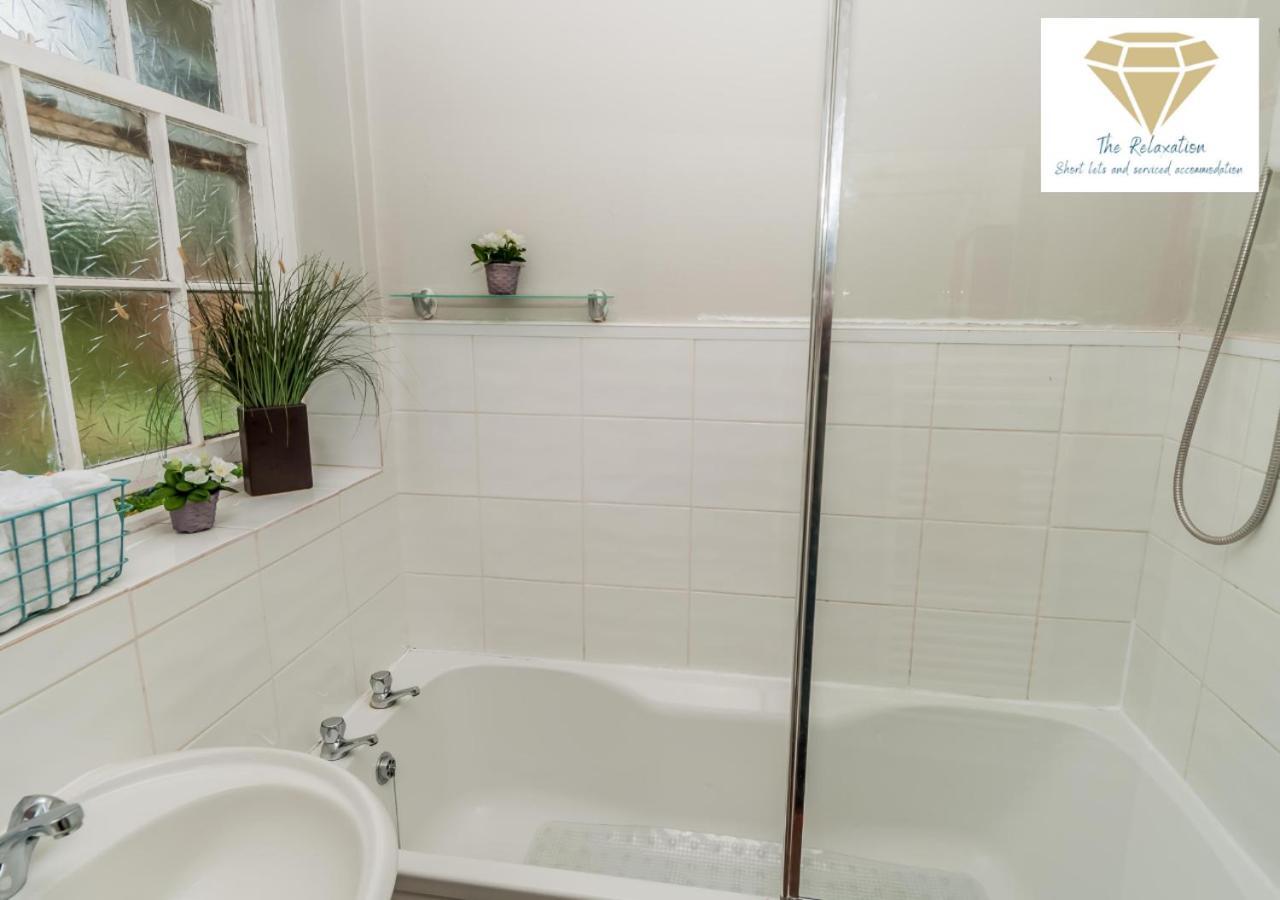 2 Bed Apartment-5 Guests - Business-Relocation-Parking - The Brighton Short Stay & Serviced Apartments מראה חיצוני תמונה