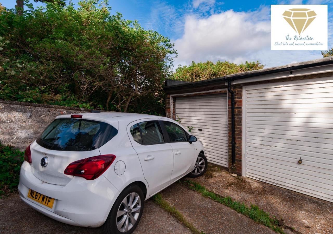 2 Bed Apartment-5 Guests - Business-Relocation-Parking - The Brighton Short Stay & Serviced Apartments מראה חיצוני תמונה
