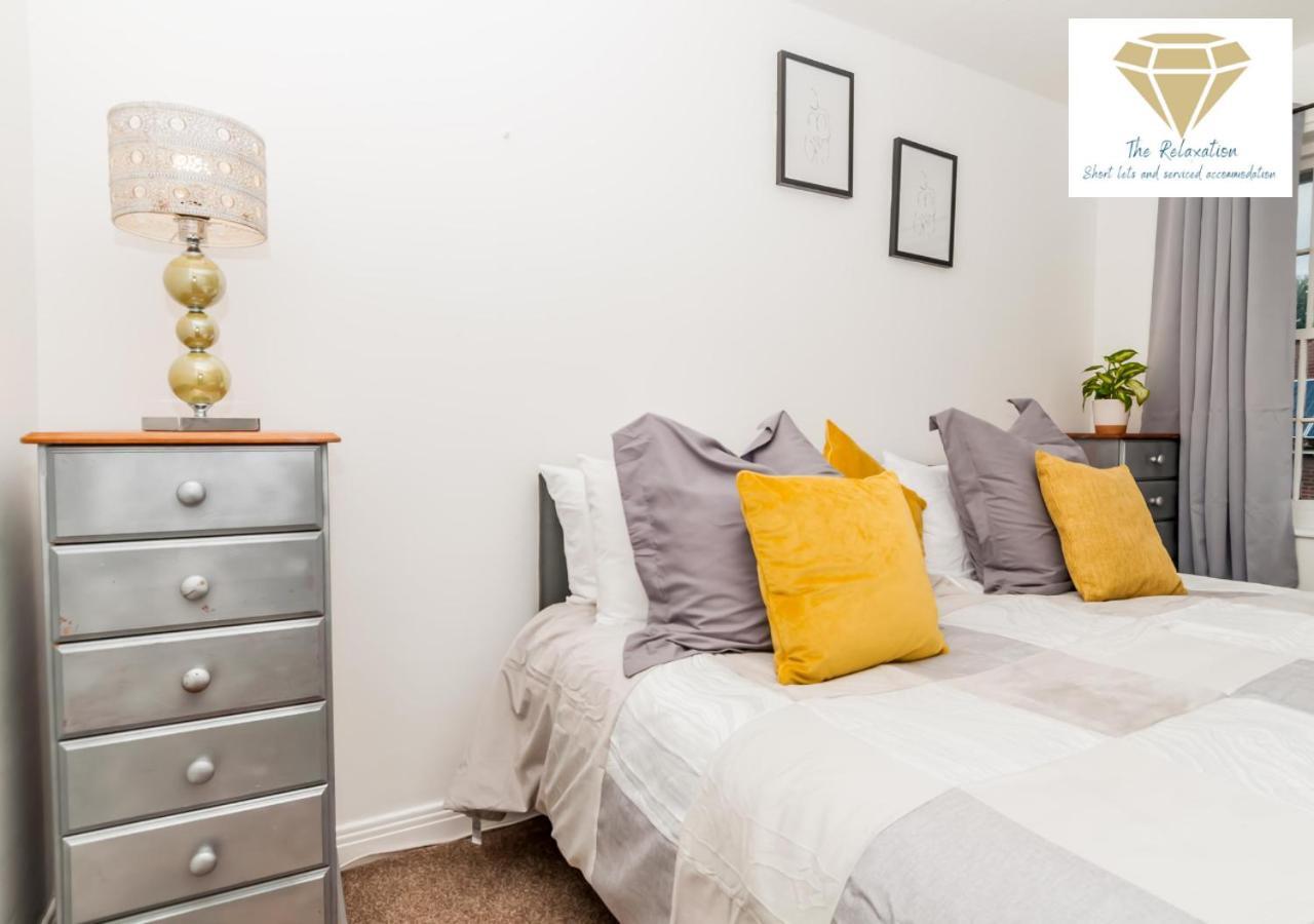 2 Bed Apartment-5 Guests - Business-Relocation-Parking - The Brighton Short Stay & Serviced Apartments מראה חיצוני תמונה